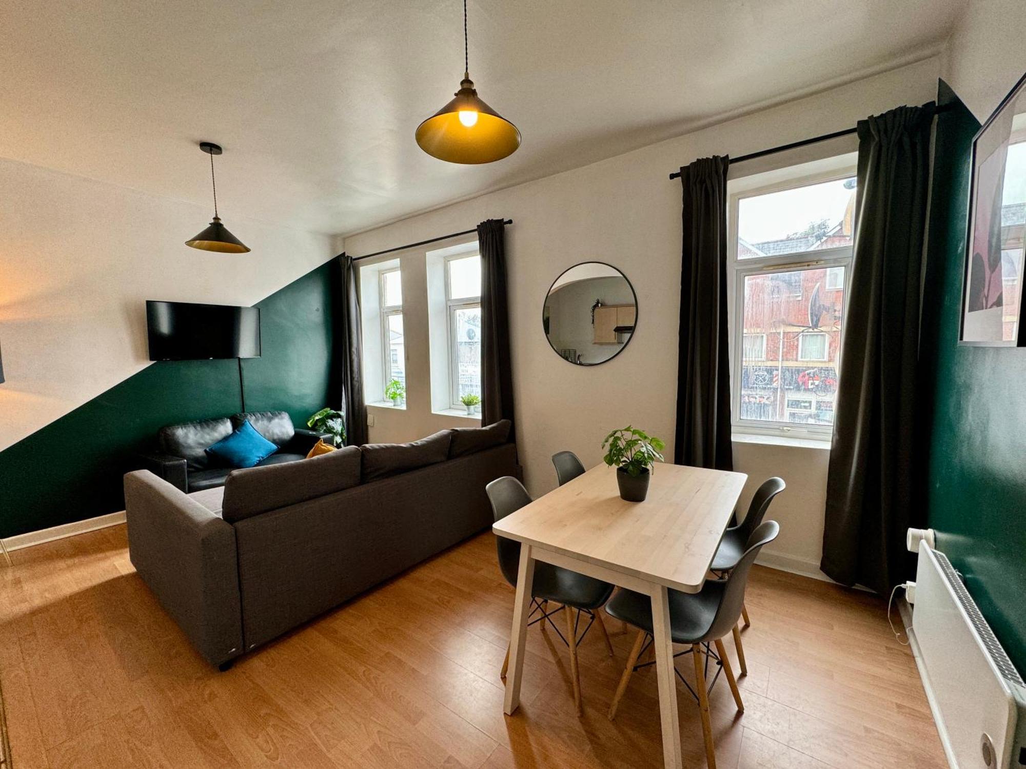 Space For Groups, 10 Mins From Queen St! Cardiff Exterior foto