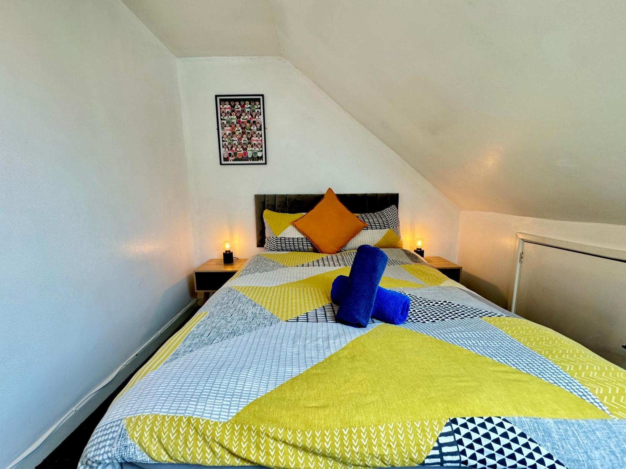 Space For Groups, 10 Mins From Queen St! Cardiff Exterior foto