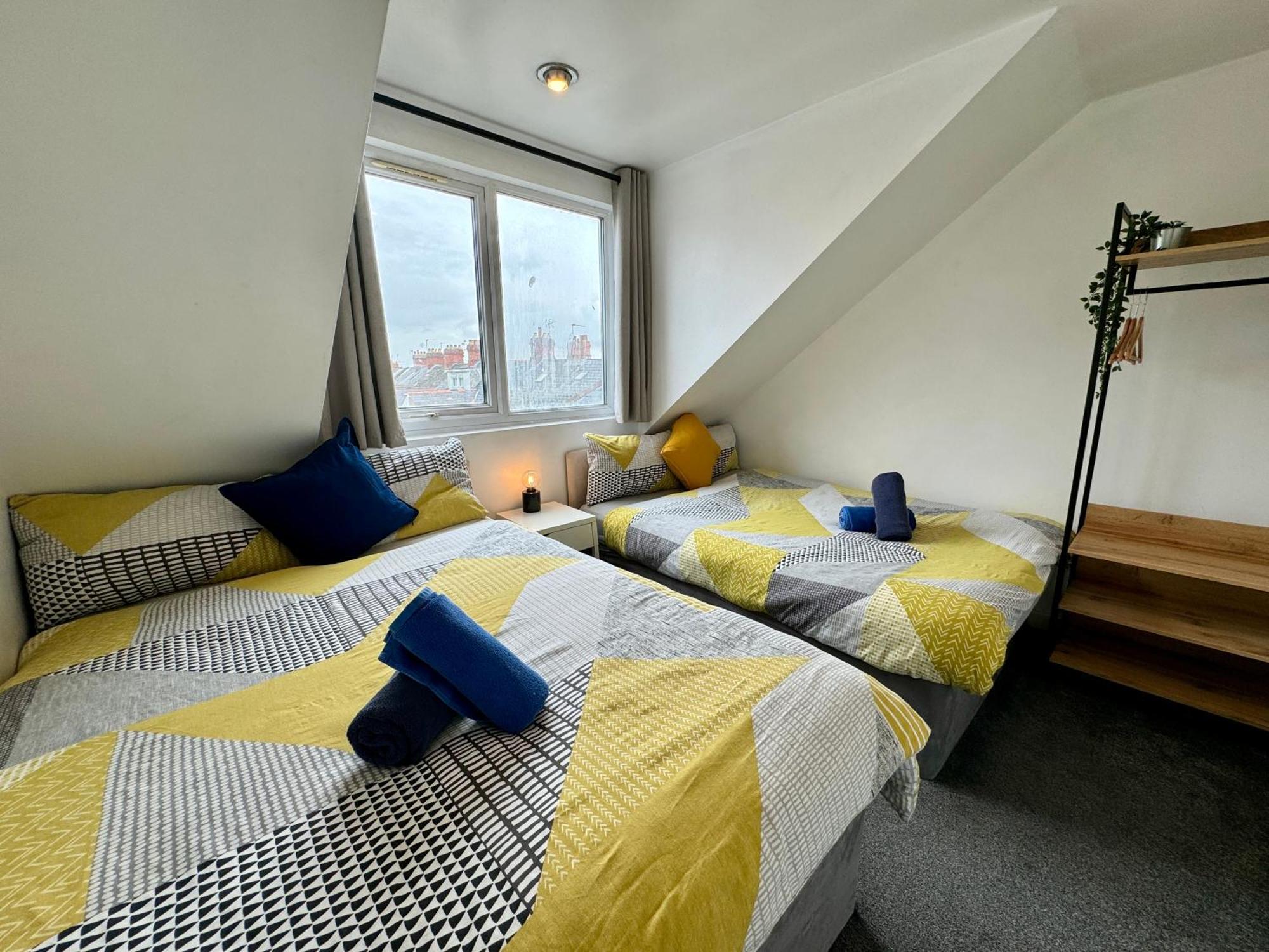 Space For Groups, 10 Mins From Queen St! Cardiff Exterior foto